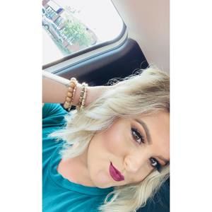 Meet your Posher, Lexie